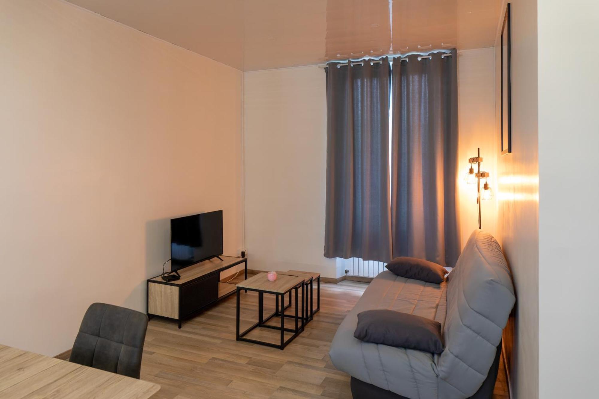Appart Chez Gegene Montargis Exterior photo